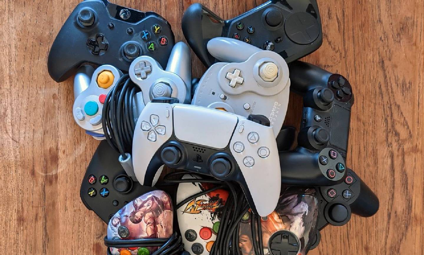 چگونه عمر دسته بازی پلی‌استیشن و ایکس‌باکس را افزایش دهیم؟